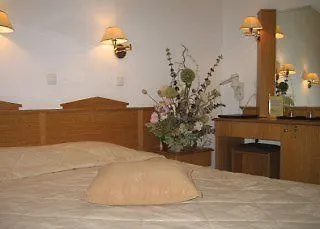 فندق Apollon 3*
