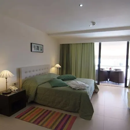 Apollon Hotel 3*