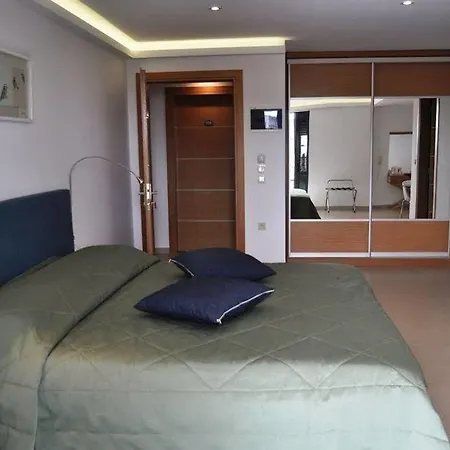 Apollon Hotel 3*