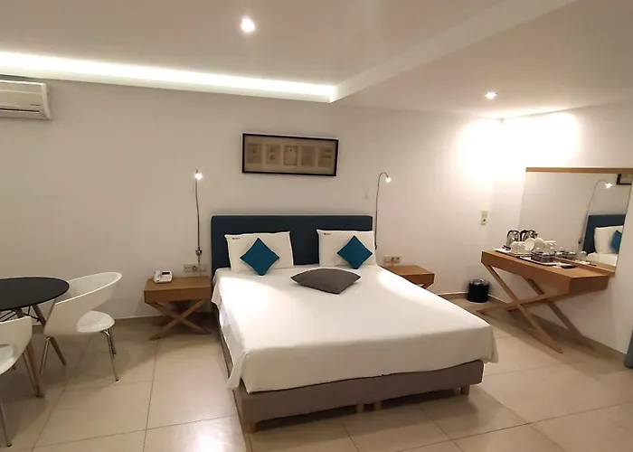 Apollon Hotell Tolón