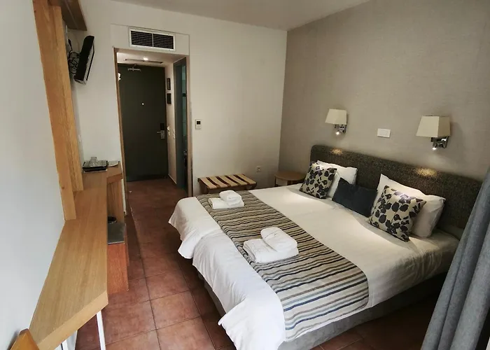 Apollon Otel 3*