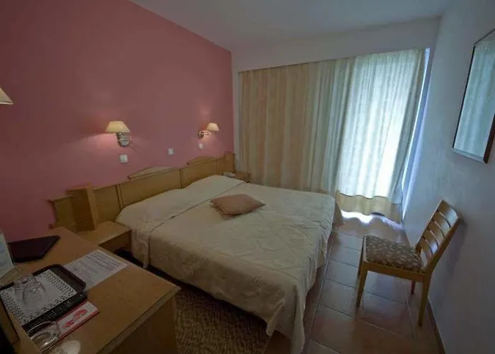 Apollon Otel 3*